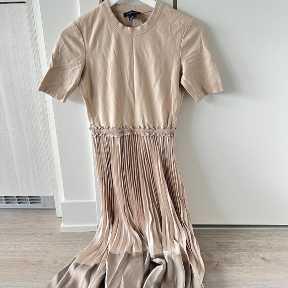 Club Monaco T-shirt Pleated Midi Dress - Picture 4 of 6